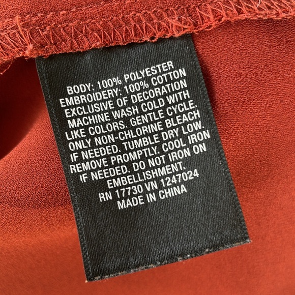 Mossimo boho tribal embroidered cayenne red top w/ tassel ties & flutter sleeve - Picture 7 of 7